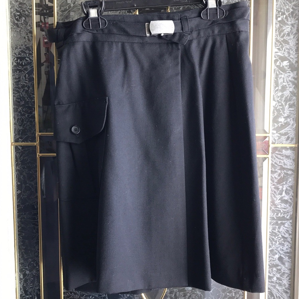 Lightweight Black Skirt Limited Sz 6
